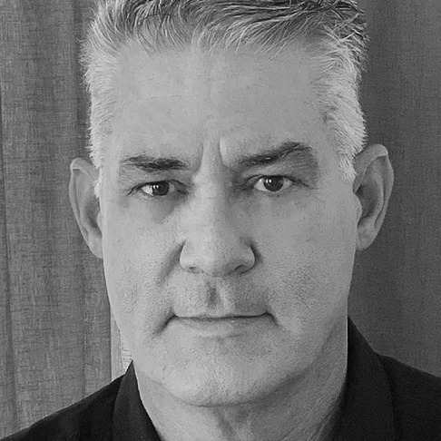 Graeme Revell biografía