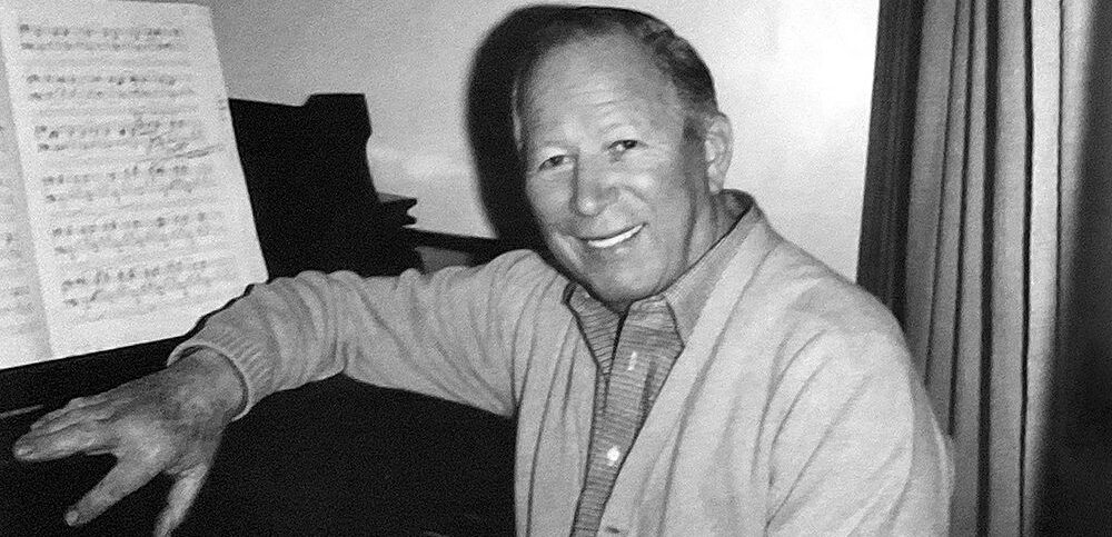 James Bernard biografía